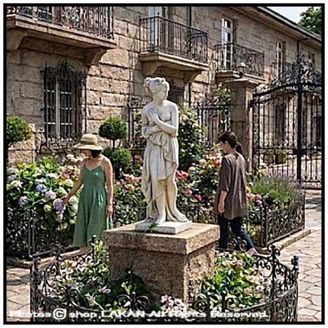 ヴィーナス像 石造 花鉢 イタリア 洋風ガーデン 