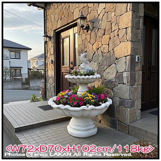 ヴィアレッジョ 石造 イタリア 噴水 