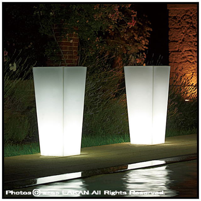 キアム ユーロ３社 デザイナーズ 植木鉢 照明付 