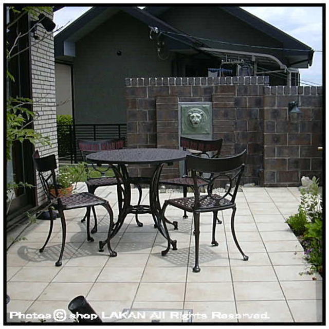 アルミ鋳物　ガーデンチェア　屋外家具　全天候性　デシモベル　ニチエス　グエルチェア　