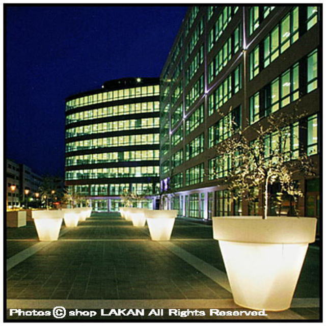 セラルンガ社 バスワン ライト付 デザイナーズ 